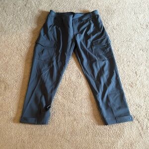 Athleta Endless high rise cargo pants- size 16